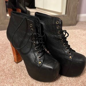 Lightly used Jeffrey Campbell Lita Booties size 8